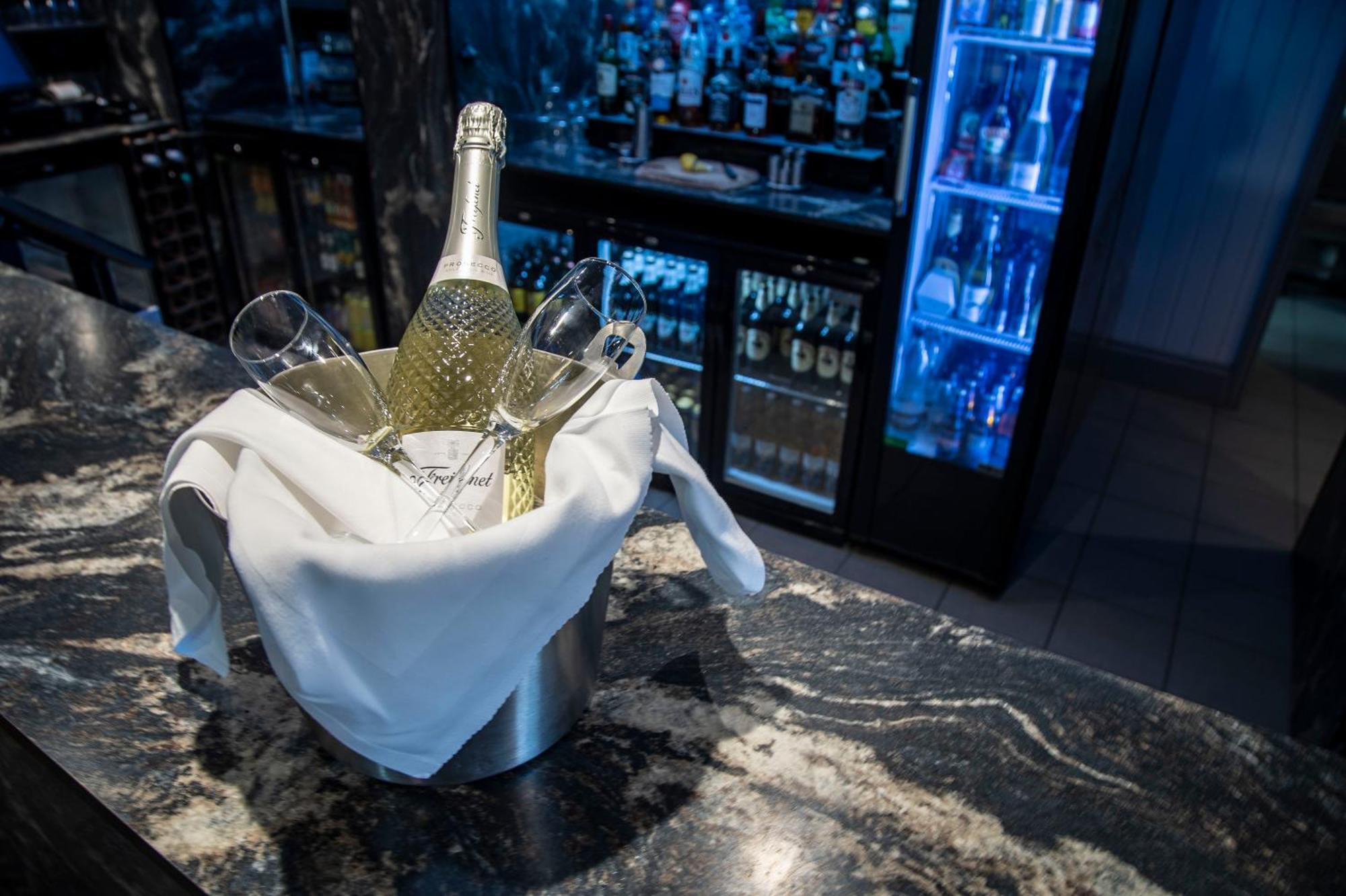 贝斯特韦斯特庄园酒店 格雷夫森德 外观 照片